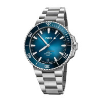 Oris Aquis Date 42.5mm